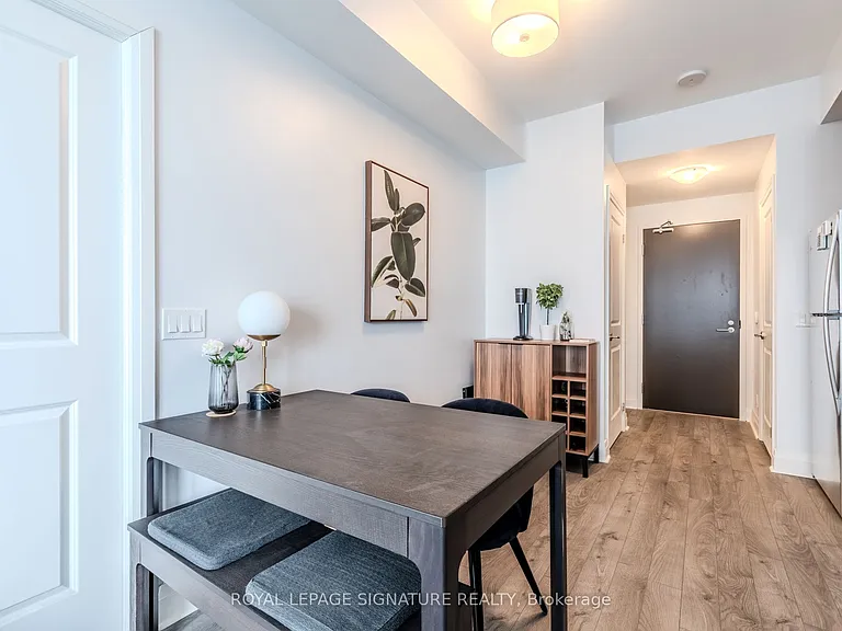 17 Zorra St #1911 — Photo 4