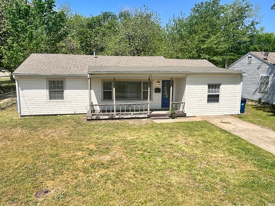 1st image of 617 S 12th St