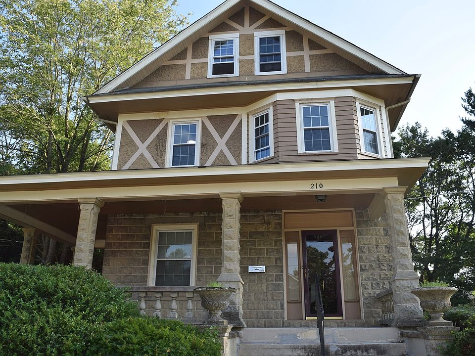 1st image of 210 Dickinson Rd