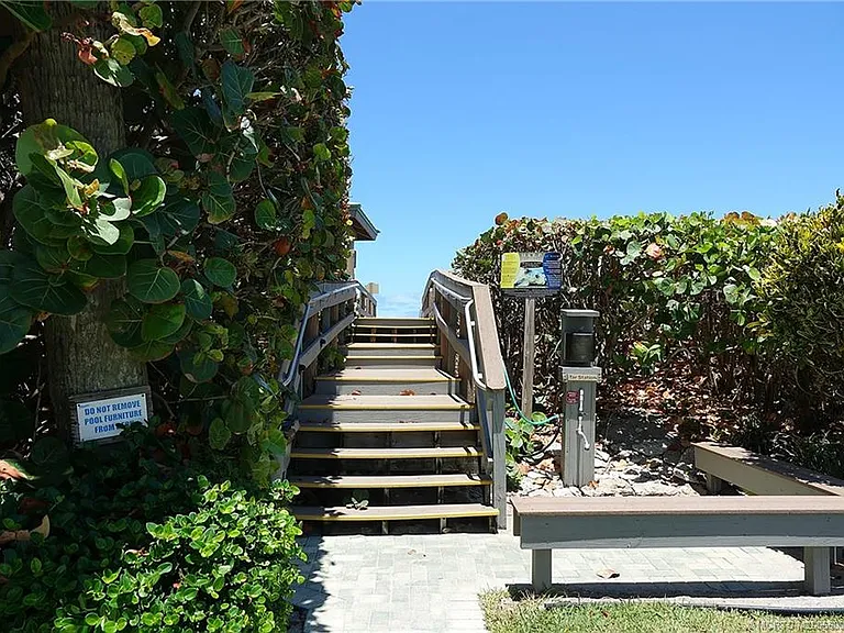 9940 S Ocean Dr #809 — Photo 31