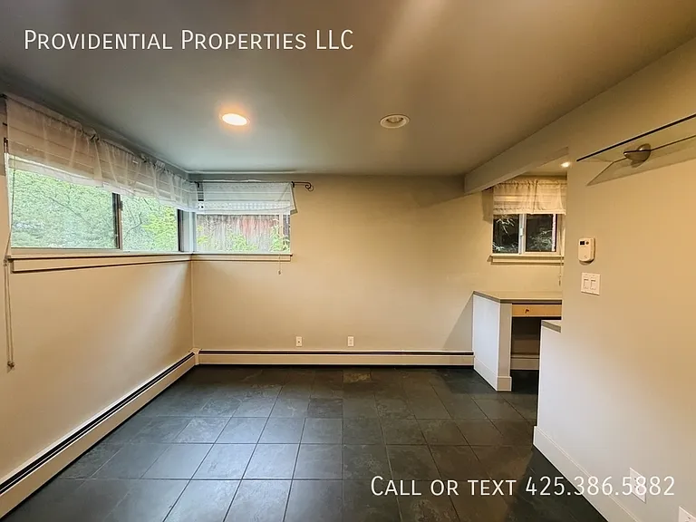 2113 N 37th St #1 — Photo 7