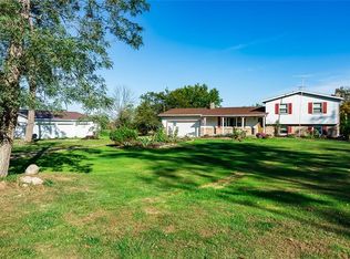 8215 Branch Rd, Medina, OH 44256