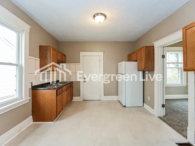 5318 Whetsel Ave — Photo 3