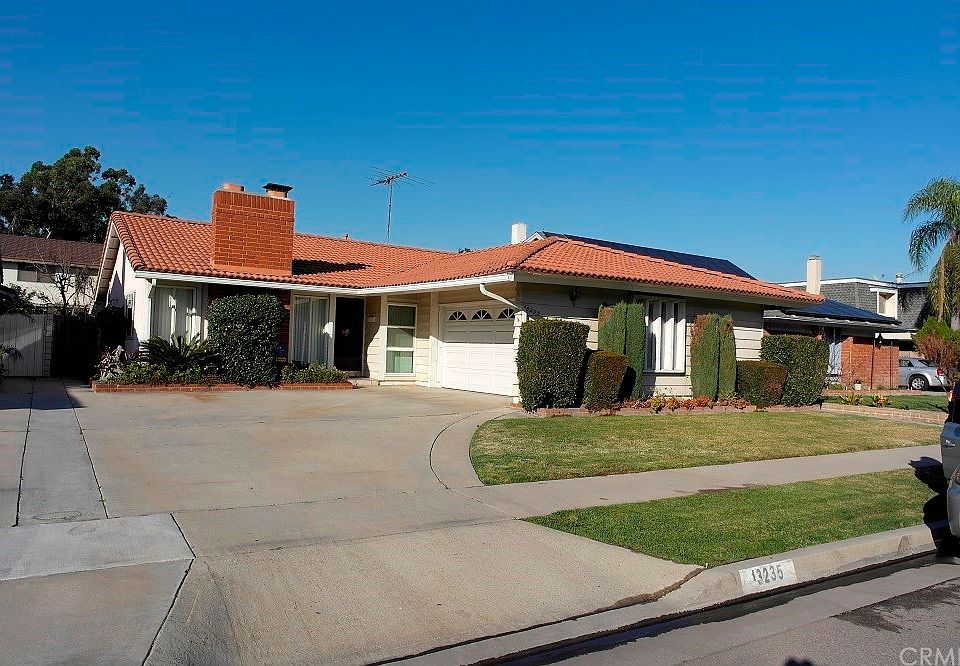 1st image of 13235 Palm Pl