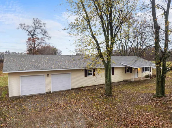 5516 W 775 N, Winamac, IN 46996