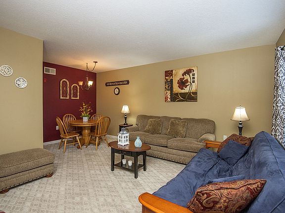 2nd image of 2743 Colonial Dr APT 112