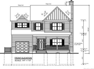 100 Bieselin Rd, Bellport, NY 11713