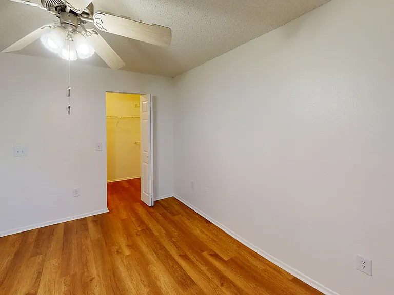 Lakewood Place — Photo 124