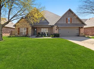 497 Bordeaux Ave, Springdale, AR 72764