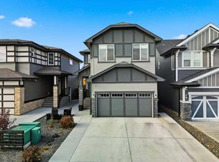 520 E Kingsmere Way SE, Airdrie, AB T4A 0X9