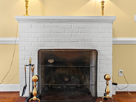 5th image of 1624 Clayton Ave