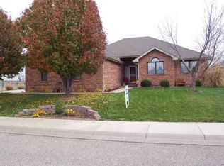 2341 Huntington Rd, Salina, KS 67401