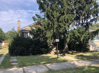 9048 S Dobson Ave, Chicago, IL 60619