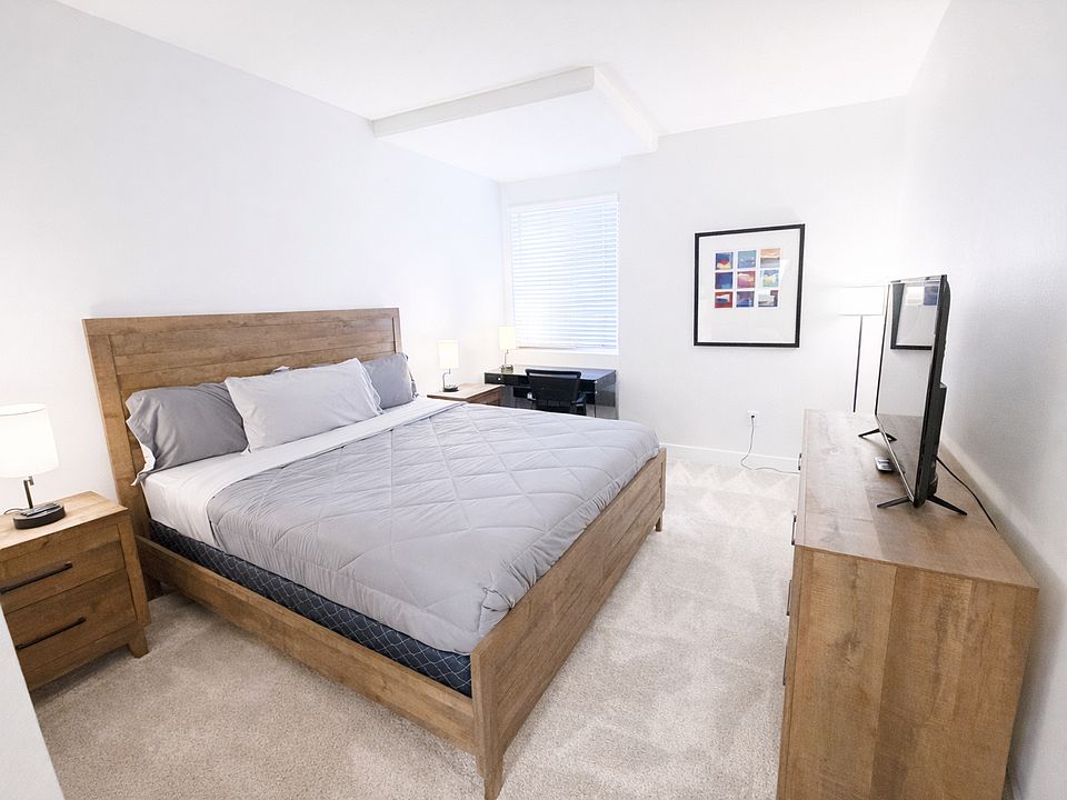1st image of 10740 Wilshire Blvd #125