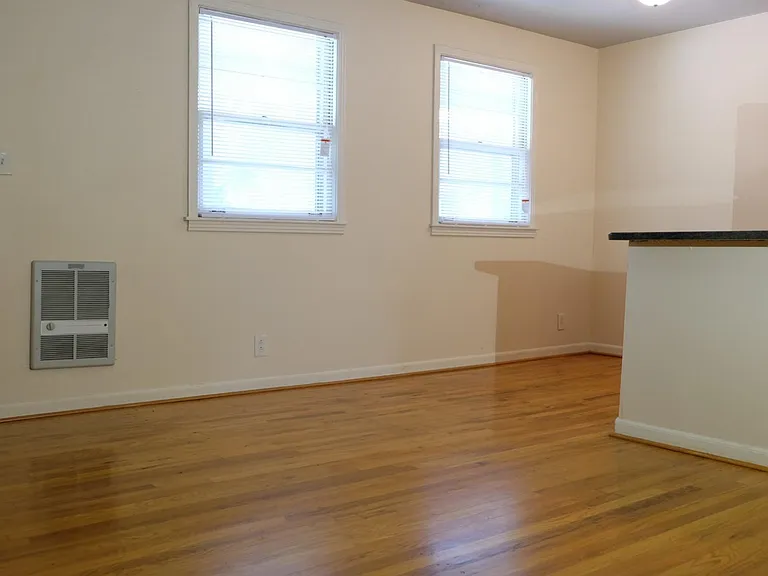 2540 Sharondale Dr #3 — Photo 3