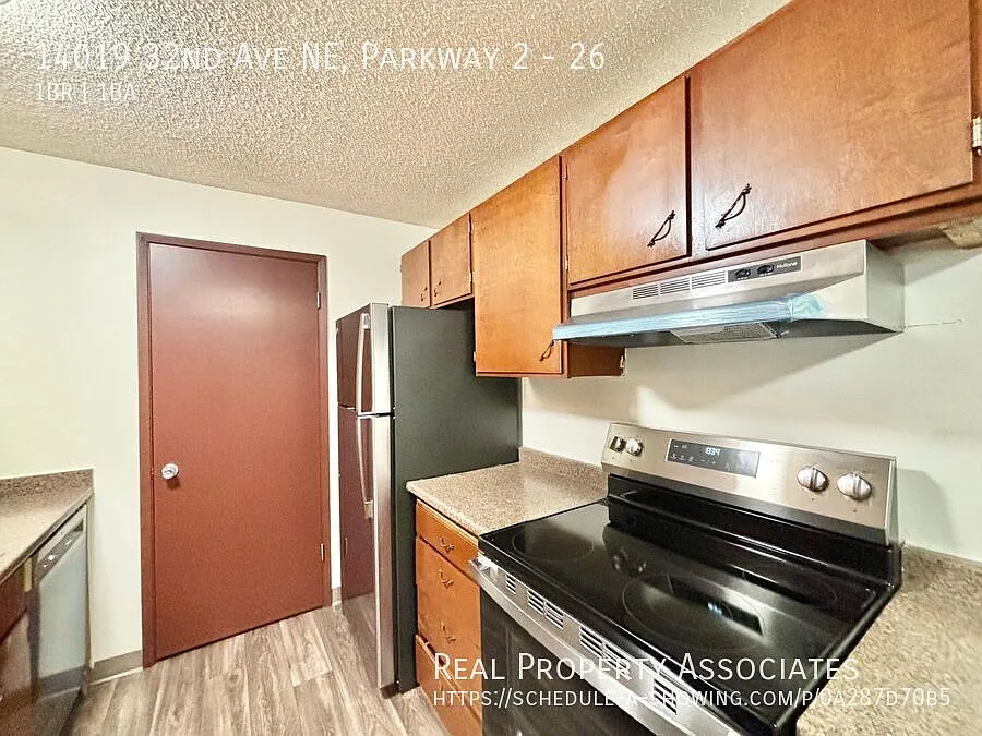 Parkway 2 — Photo 4