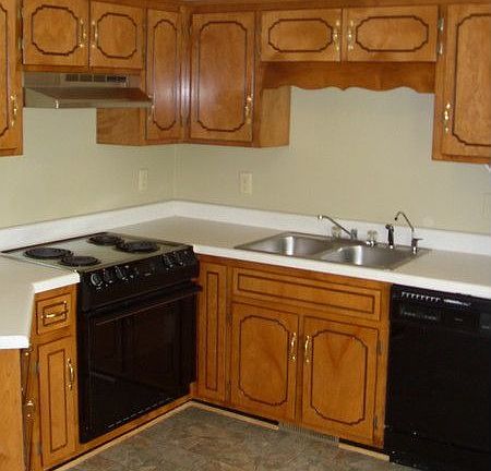 4th image of 1073 Merritt Lewis Ln