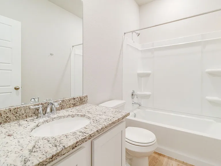 830 Staglin St #B — Photo 23