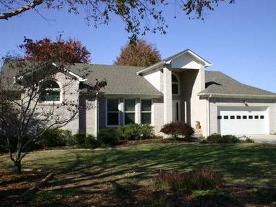 106 Featherstone Ln SE, Owens Cross Roads, AL, 35763