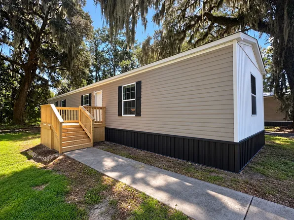20 Bearden Dr, Brunswick, GA 31520