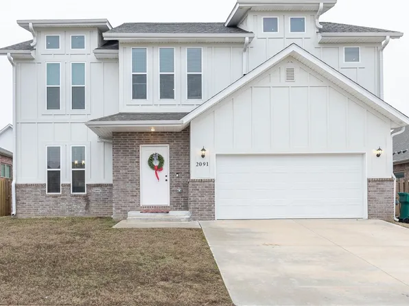 2091 Periwinkle Pl, Centerton, AR 72719