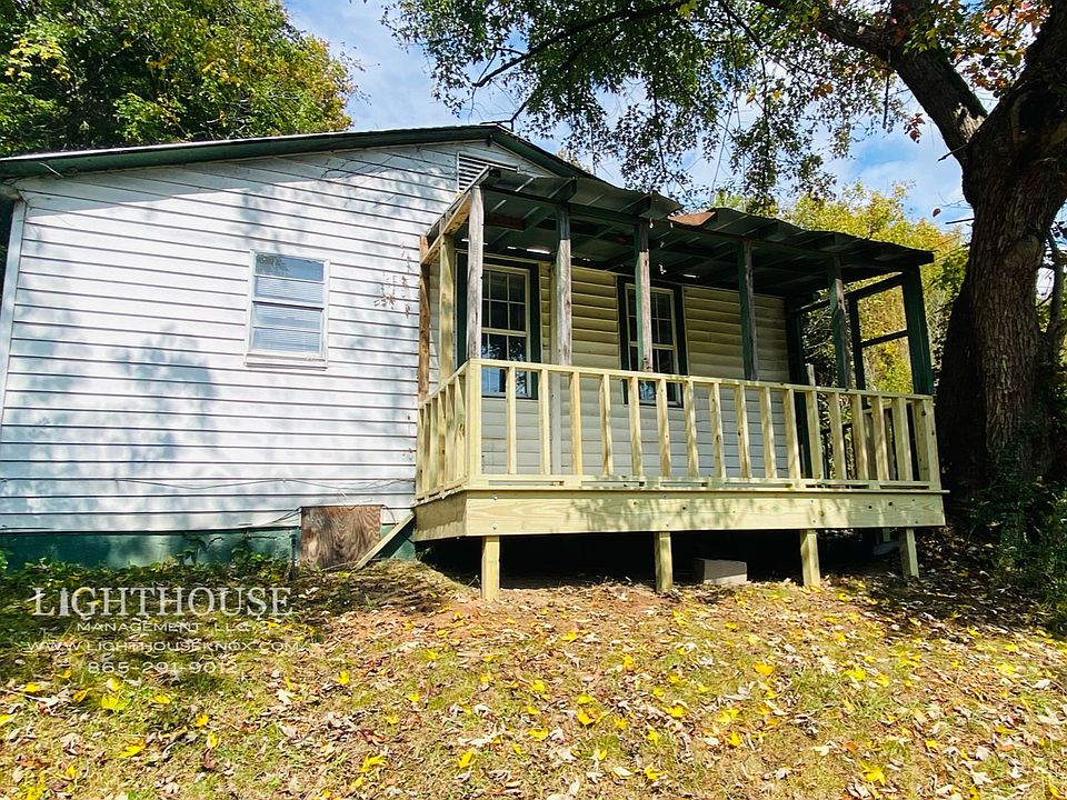 1st image of 3507 Greenway Dr