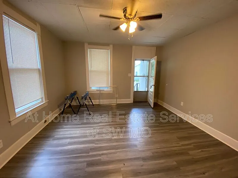 1 bed, 1.0 bath, 654 sqft, $680 — Photo 2