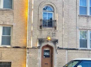 622 E 68th St #A1, Chicago, IL 60637