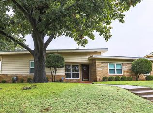 5001 Stadium Dr, Fort Worth, TX 76133