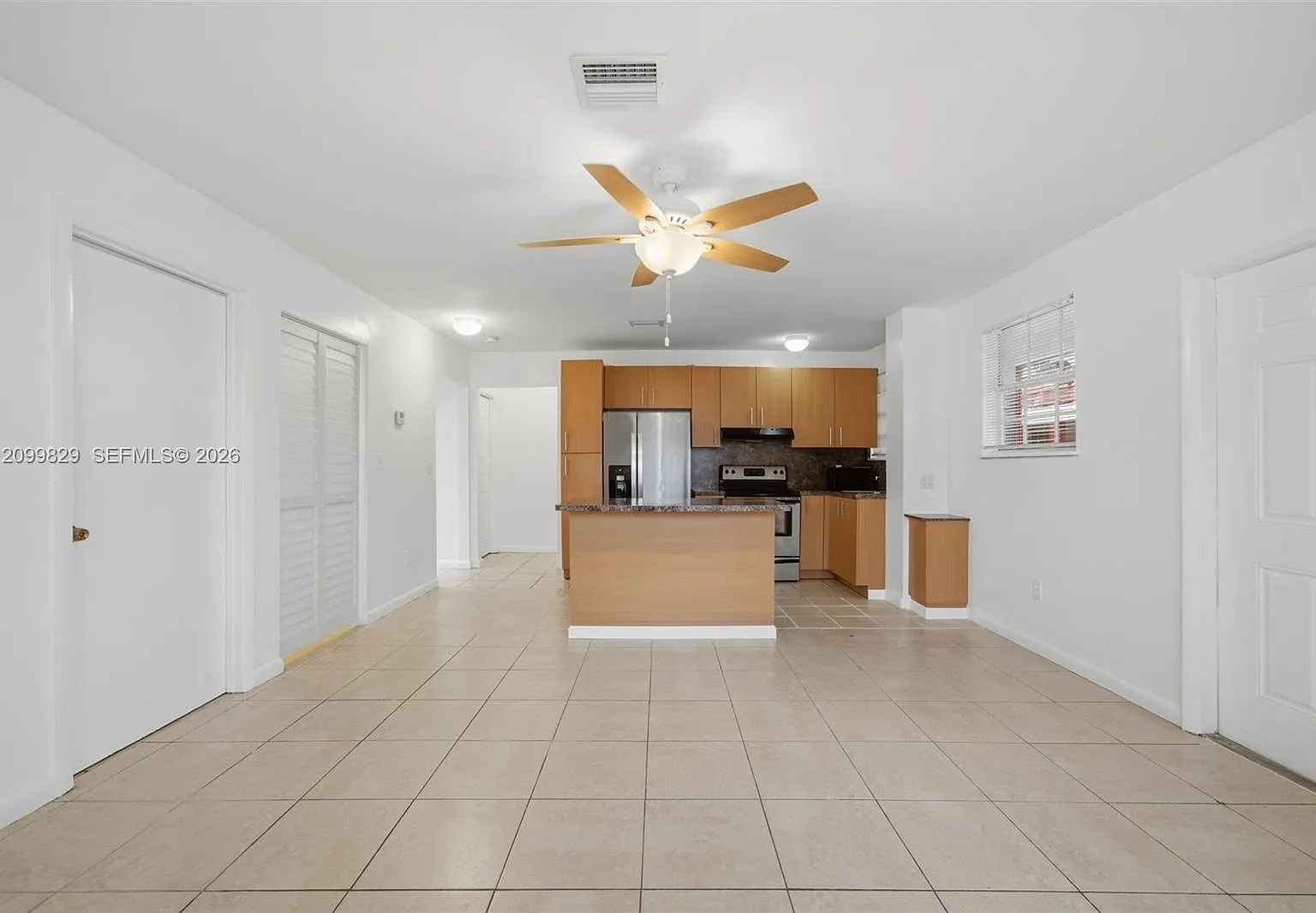 The Arabian Arms Condo — Photo 3