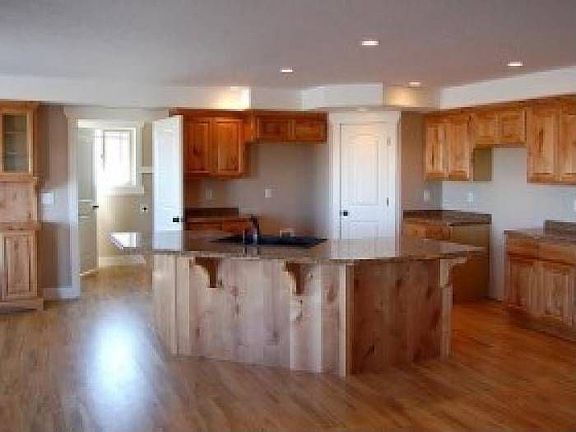 Spacious Kitchen