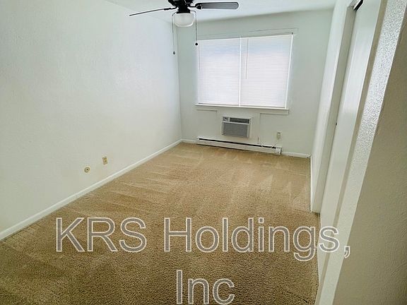 4th image of 605 W Ocean View Ave APT 10