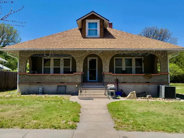 215 S 3rd St, Lenora, KS 67645