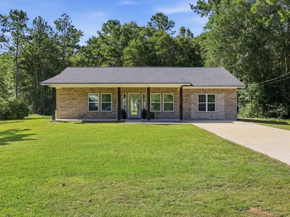 4441 Grace Ln, Lumberton, TX 77657