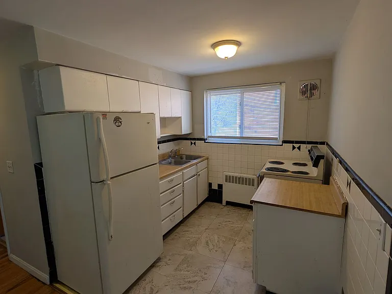 5855 Monfort Hills Ave — Photo 7