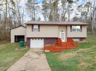 2994 Meadowview Dr, Parkersburg, WV 26104