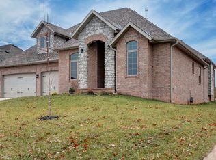 3926 W Kingsley St, Springfield, MO 65807