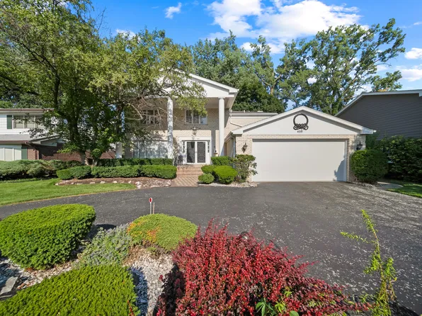 408 Lavergne Ave, Wilmette, IL 60091