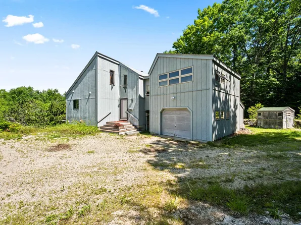 626 High St, Silver Lake, NH 03875