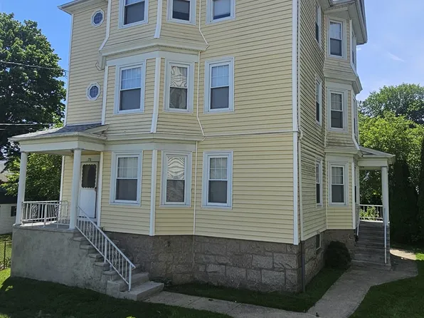 70 Warburton St, Fall River, MA 02720