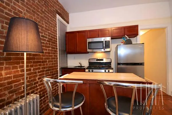 Rented by Alpha Properties NYC I LLC | media 24