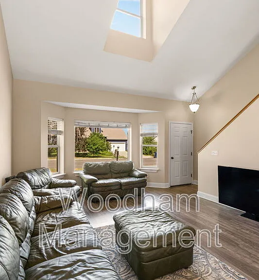 306 Golden Valley Dr — Photo 5
