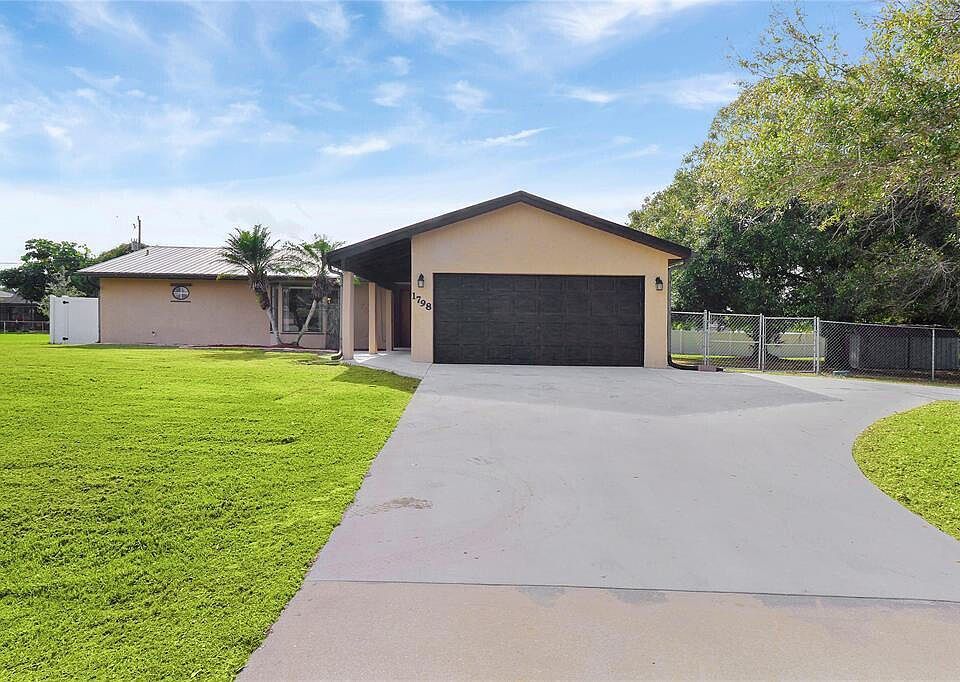 1st image of 1798 SW Del Rio Boulevard