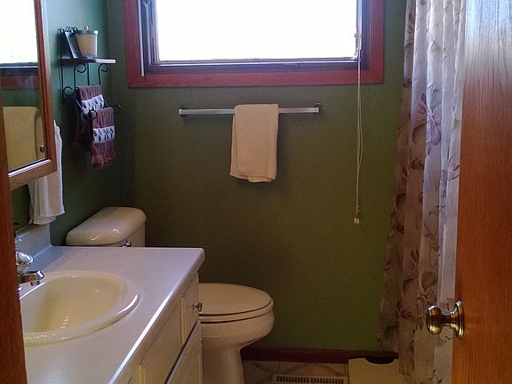 Upstairs Bath