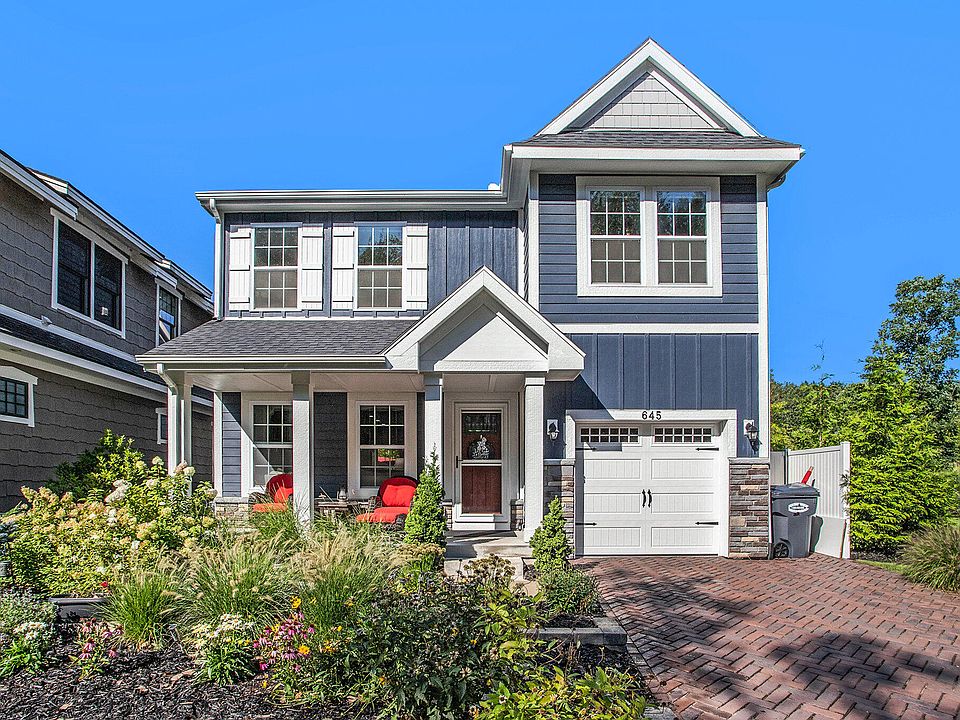 1st image of 645 Meadow Dr #135