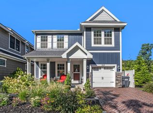 645 Meadow Dr #135, South Haven, MI
