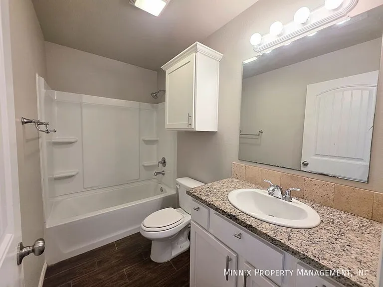 6801 Ranch Ave — Photo 15
