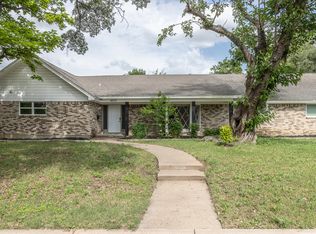 6070 Wonder Dr, Fort Worth, TX 76133