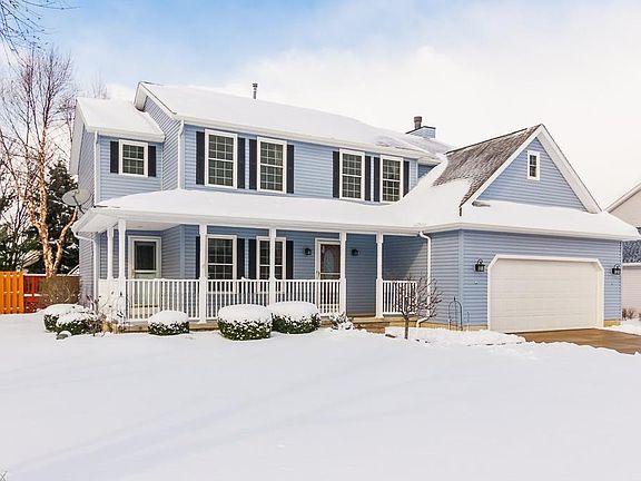 2nd image of 3913 Royal Oak Dr