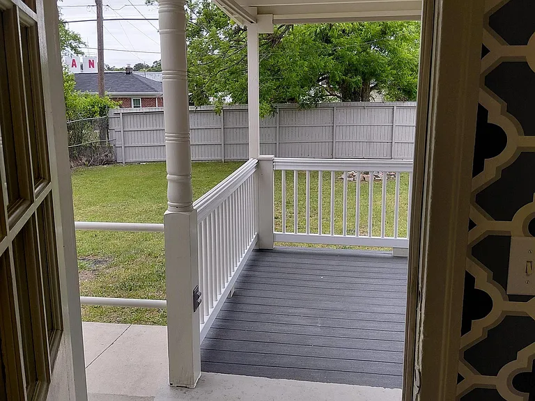 2913 English Ave — Photo 4